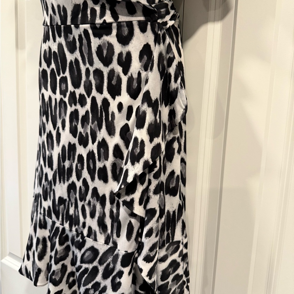 The Limited animal print wrap dress XS ruffle - Picture 3 of 4